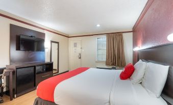 OYO Hotel Tulsa N Sheridan Rd & Airport - Housity