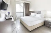 Hotel Cube - 4-Star
