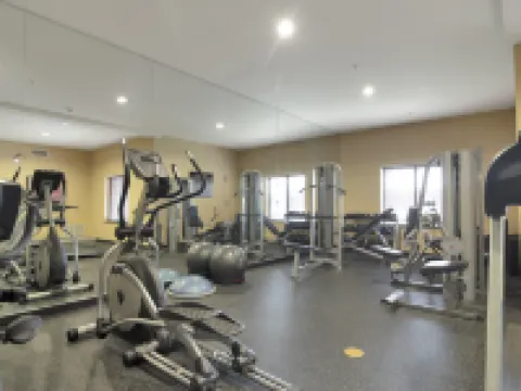 Holiday Inn Express & Suites DFW WEST - HURST by IHG Hoteles en Hurst