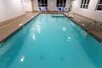 Holiday Inn Express & Suites ATHENS by IHG - Pools