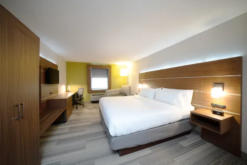 Holiday Inn Express Prince Frederick Hotels in Prince Frederick
