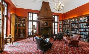 Rand Club Suites