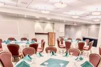DoubleTree by Hilton Warwick Providence Airport فنادق في وارويك