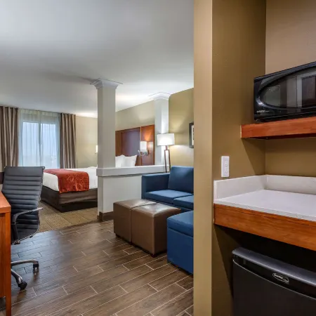 Comfort Suites Bowling Green Southeast