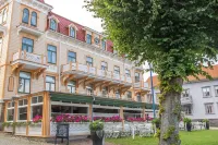 Grand Hotel Marstrand Hôtels à : Skarhamn
