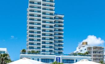 Churchill Suites Monte Carlo Miami Beach