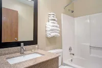 Super 8 by Wyndham Melrose Hotels in Albany