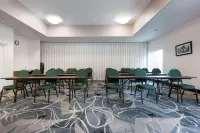 La Quinta Inn & Suites by Wyndham Alvin Hôtels à : Alvin