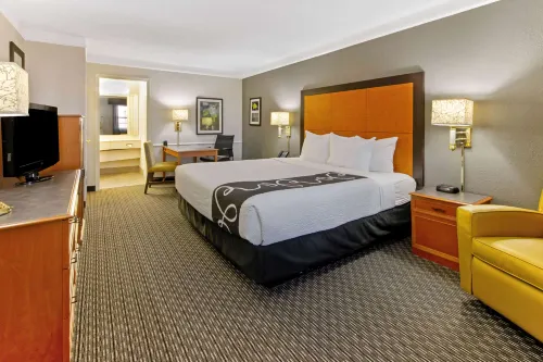 La Quinta Inn by Wyndham Santa Fe Hotels in La Cienega