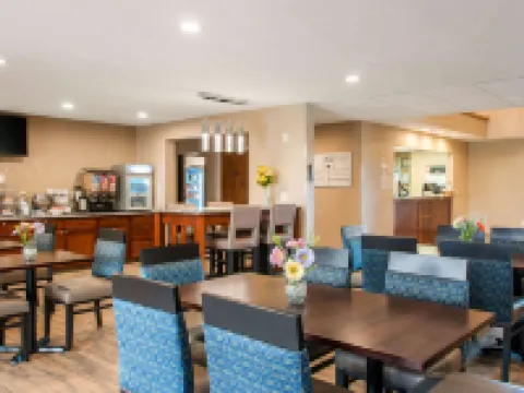 MainStay Suites Dubuque at Hwy 20 Hoteles en Dubuque