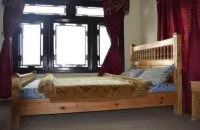 Al Pine Guest House Hotels in Manshera