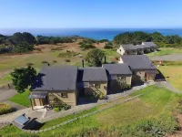 Fort Ross Lodge Hotels in Jenner