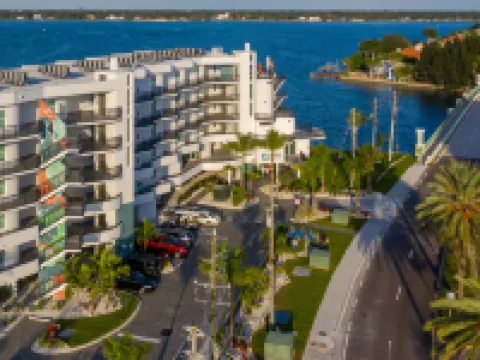 Fusion Resort Waterfront Suites Hotels in Treasure Island