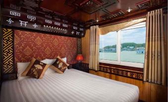 Halong Dragon Cruise