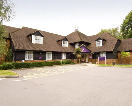 Woking West (A324) Hotels in Woking