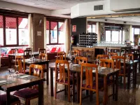Hotel Humanes