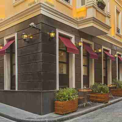Meroddi Pera Flats Hotel Exterior