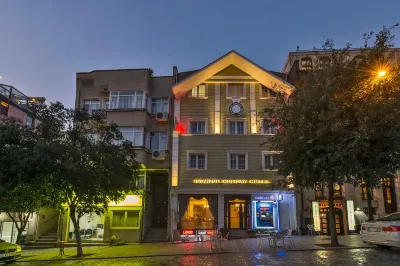 Istanbul Holiday Hotel Hotel in zona Cisterna
