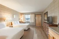 Half Moon Motel & Cottages