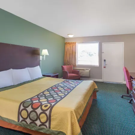 Super 8 by Wyndham Durham/University Area NC