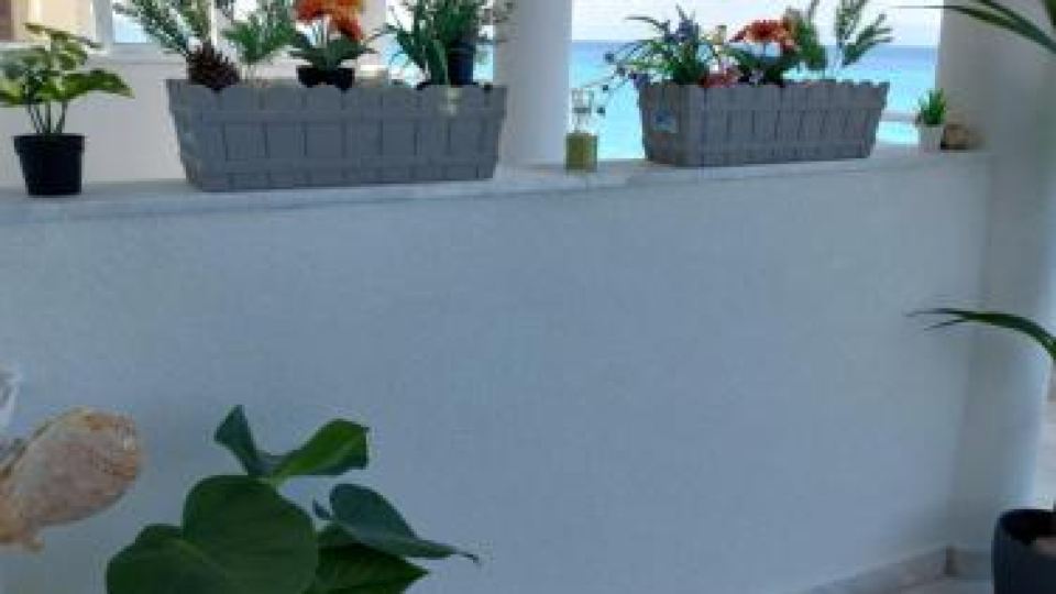Nefeli Seaside Apartment Elegant Stay Near the Beach