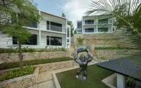 Casa Coco Resort
