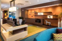 Fairfield Inn & Suites Pittsburgh North/McCandless Crossing Các khách sạn ở McCandless Township