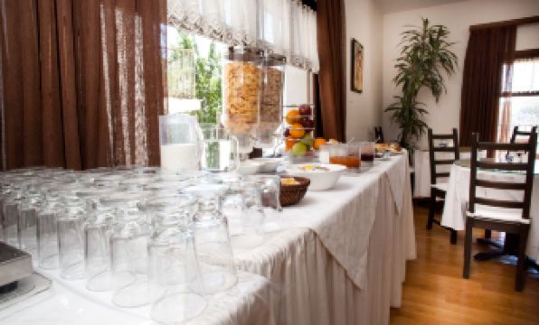 Erofili Hotel & Suites