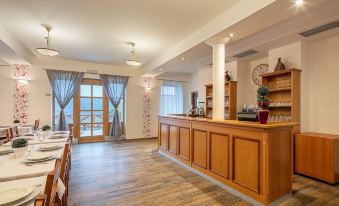 Pytloun Wellness Hotel Hasistejn****