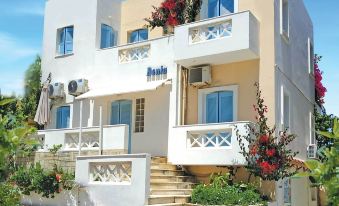 Studio 70Meters from the Beach and the Towncenter