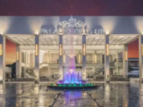 โรงแรมมาร์เชียน การ์เด้น โรงแรมในซัมโบอังกา