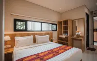 WelaBajo Hotels near Kampung Ujung Beach