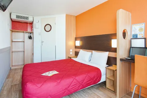 Premiere Classe Villejust - ZA Courtaboeuf Hotels in Saulx-les-Chartreux
