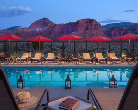 Capitol Reef Resort Hotels in Wayne County
