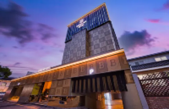 Gyeongsan City Hall Brown Dot