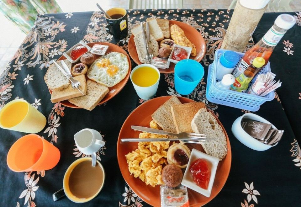 5. 반 촘 레 비치..