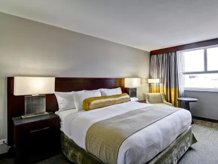 DoubleTree by Hilton Kamloops Отели рядом с достопримечательностью «Библиотека Камлупс Лайбрари, Томпсон-Никола Риджинал»