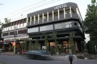 The Common Hostel Hotels in 