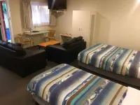 Sheffield Motor Inn Hotels in 