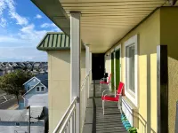 Sea Palace Inn
