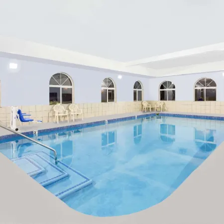 Super 8 by Wyndham El Dorado