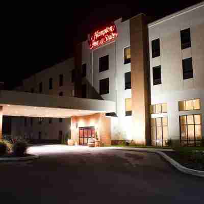 Hampton Inn & Suites Harrisburg/North Hotel Exterior