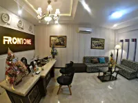 Front One Boutique Brani Solo