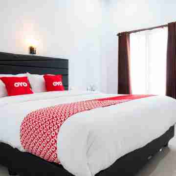 OYO 2169 Anugrah Bromo Homestay Rooms