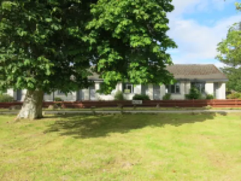 Altnacealgach Motel Hotels in 