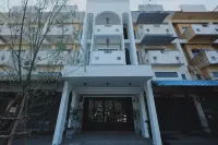 Matou Hostel & Cafe