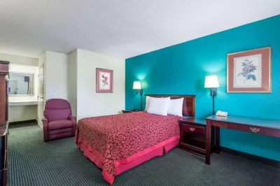 Days Inn by Wyndham Marianna