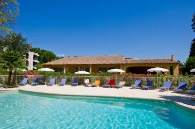 Novotel Aix-en-Provence Pont-De-l'Arc Fenouillères Các khách sạn ở Gardanne