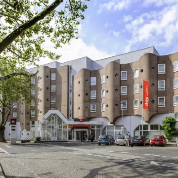 ibis Heidelberg Hauptbahnhof Hotels near Bergheim
