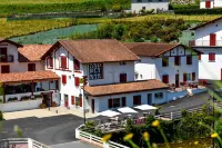 Logis Hôtel Andreinia & Cabanes